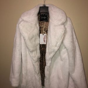 White faux Fur coat